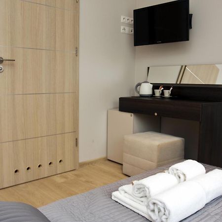 Villa Modlin Airport Nowy Dwór Mazowiecki Habitación foto